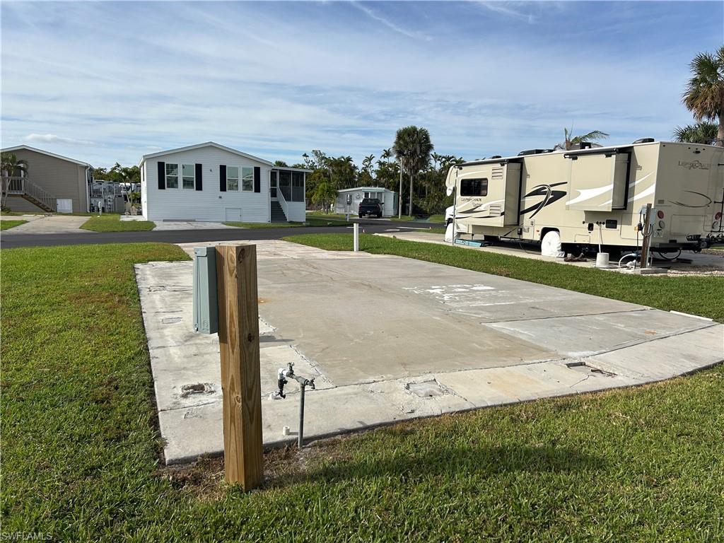 PALMETTO PALMS R V - Land