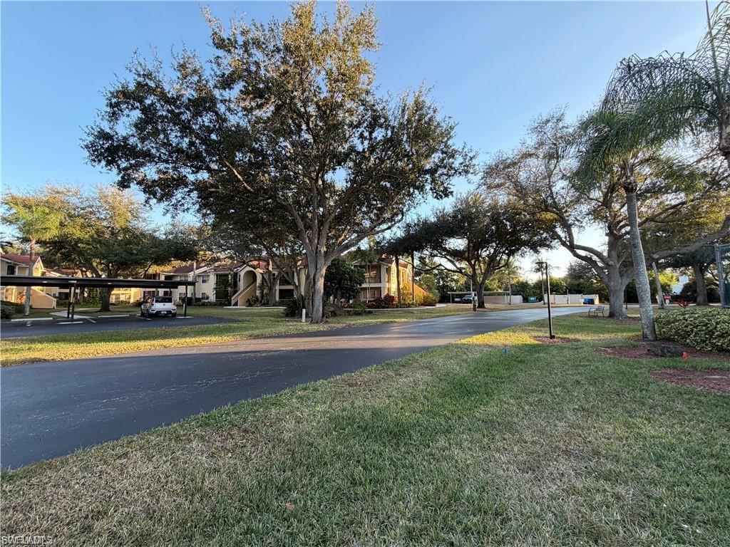 VENETIAN PALMS - Residential