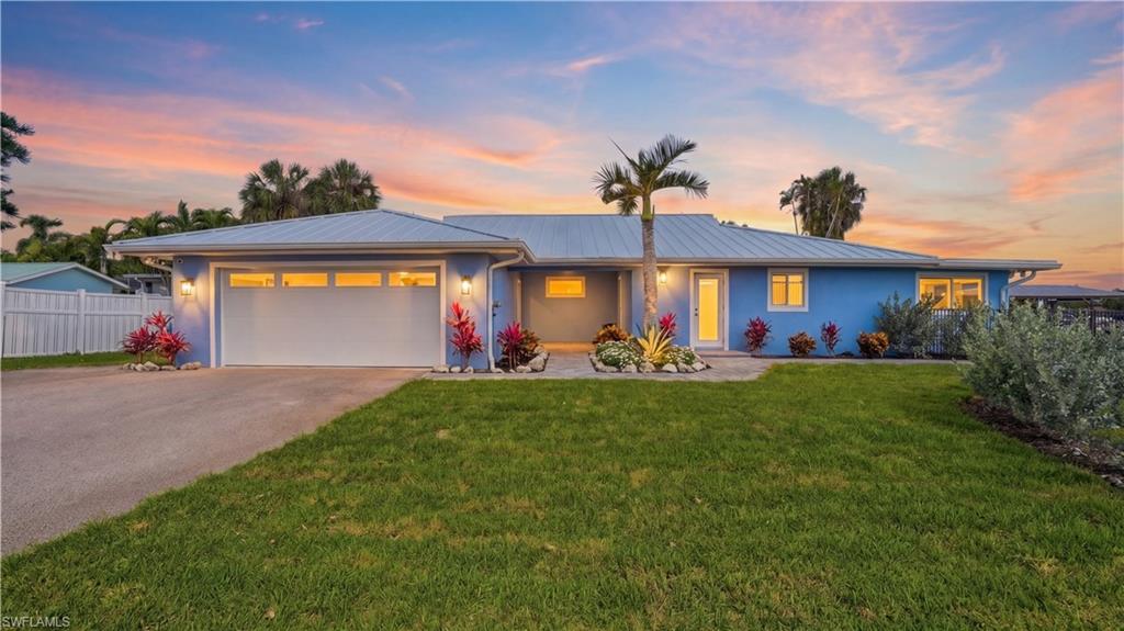 LAGUNA SHORES - Residential
