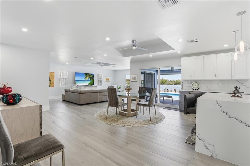 LAGUNA SHORES - Residential