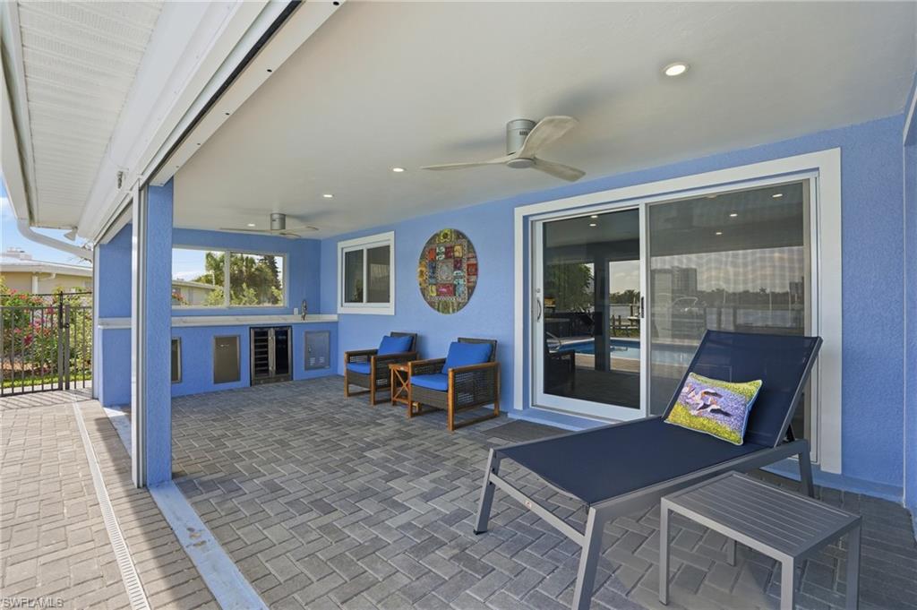 LAGUNA SHORES - Residential