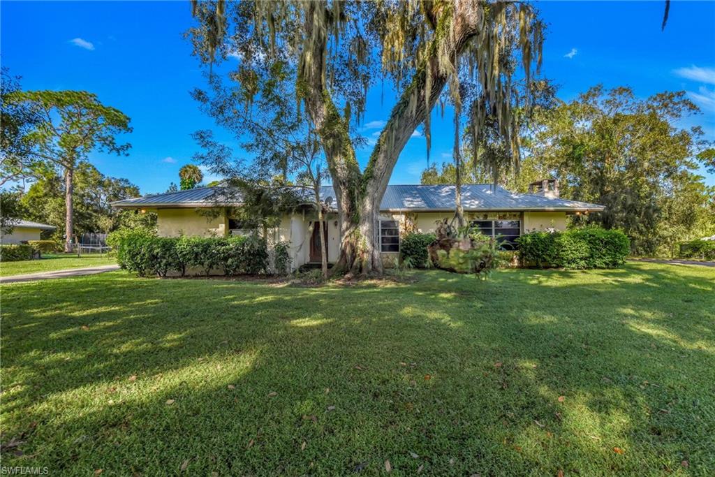 CALOOSA ESTATES - Residential