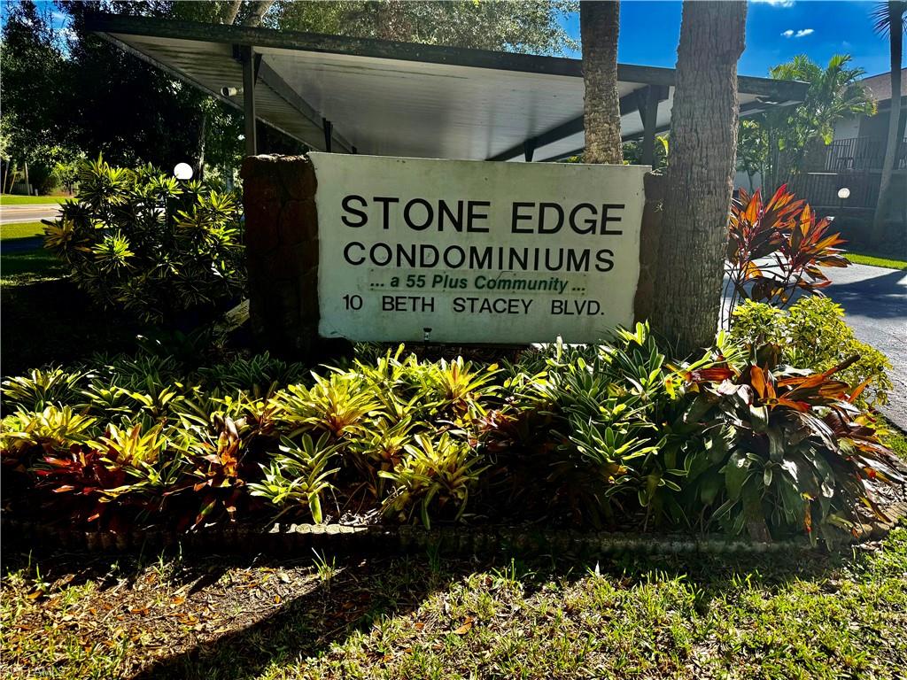 STONE EDGE CONDO - Residential