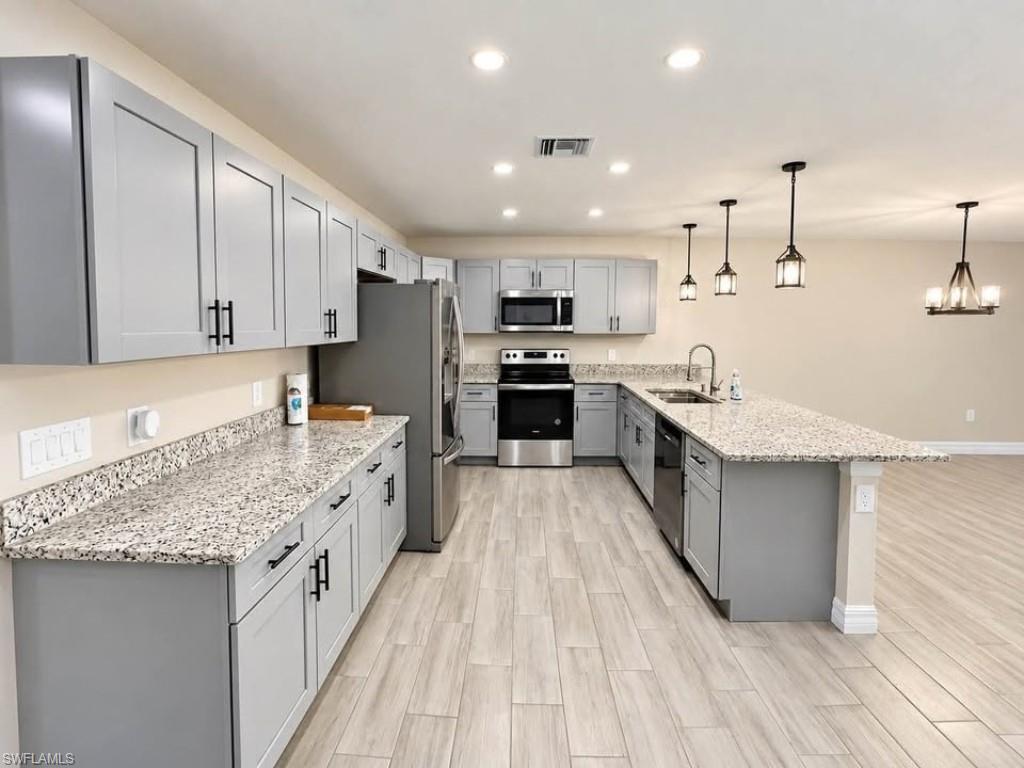 FORT MYERS - Residential Income