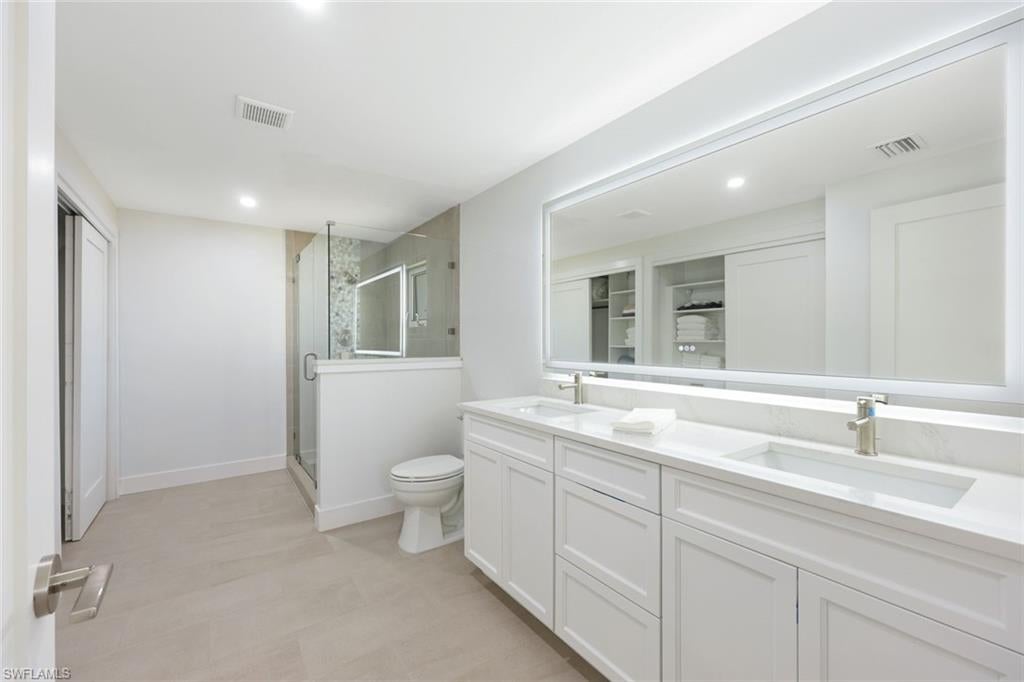 EAST ROCKS - Residential Lease