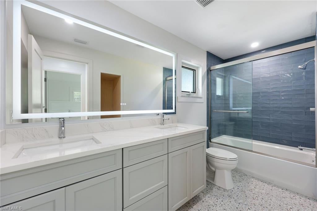 EAST ROCKS - Residential Lease