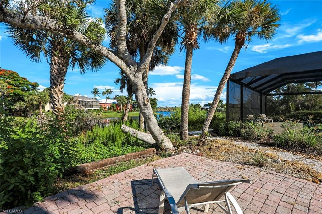 EAST ROCKS - Residential Lease
