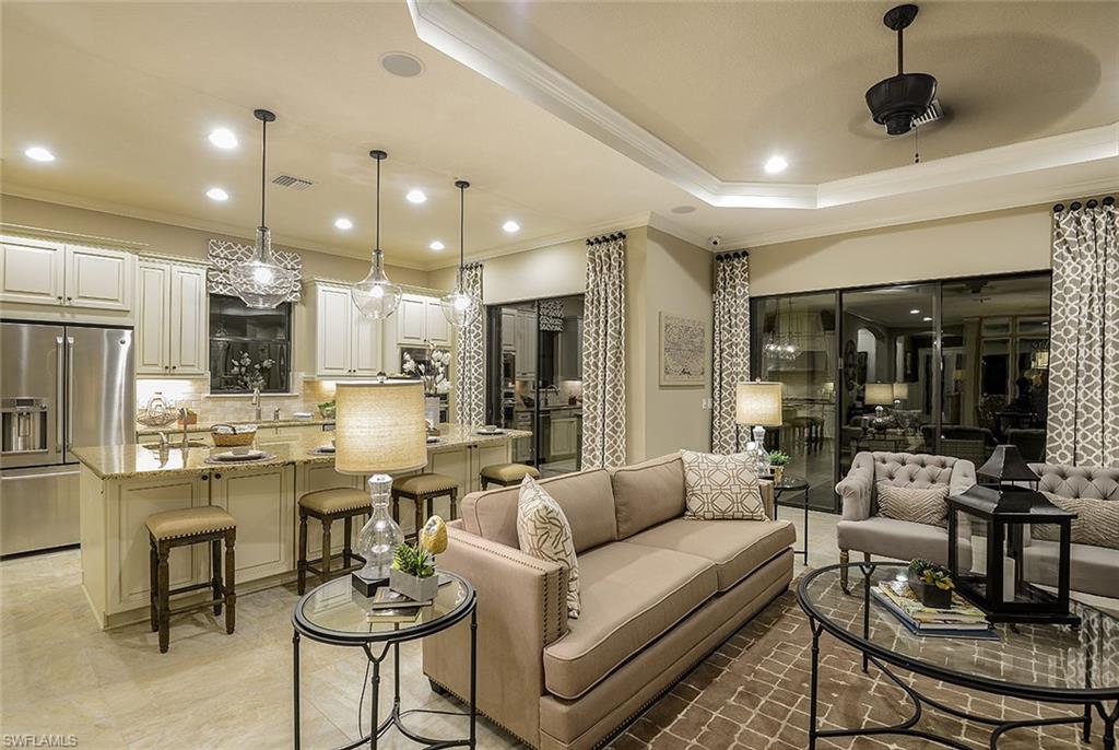 PEBBLE POINTE - Residential
