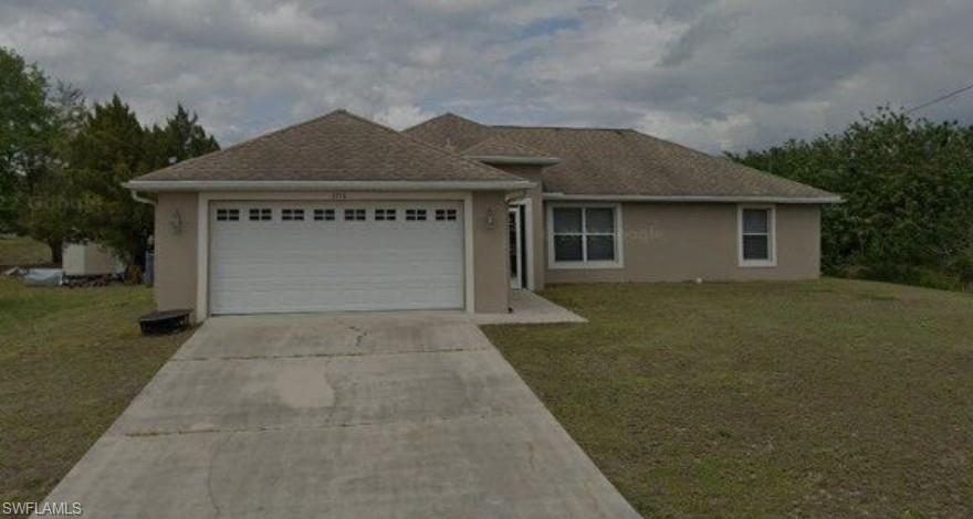 Spacious 3/2 Single Family Home. Fully fenced in yard. Great location in Lehigh Acres. Only 8 min away from your nearest Walmart. Brand new stainless steel appliances. Brand new granite countertops. Brand new carpet in bedrooms. Brand new softener system on well. Roof is less than 3 years old. 

Priced to sell quick - Inquire today!