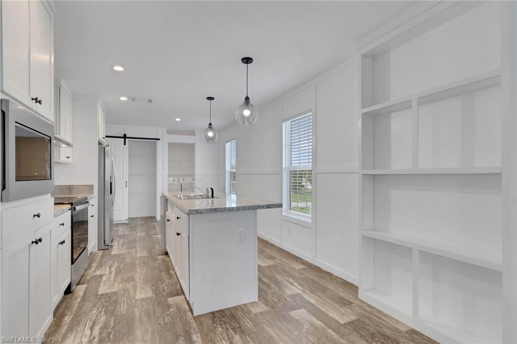 PLANTATION ESTATES MOBILE HOME - Residential