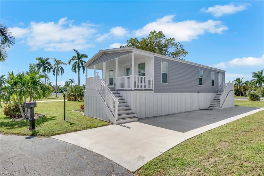 PLANTATION ESTATES MOBILE HOME - Residential