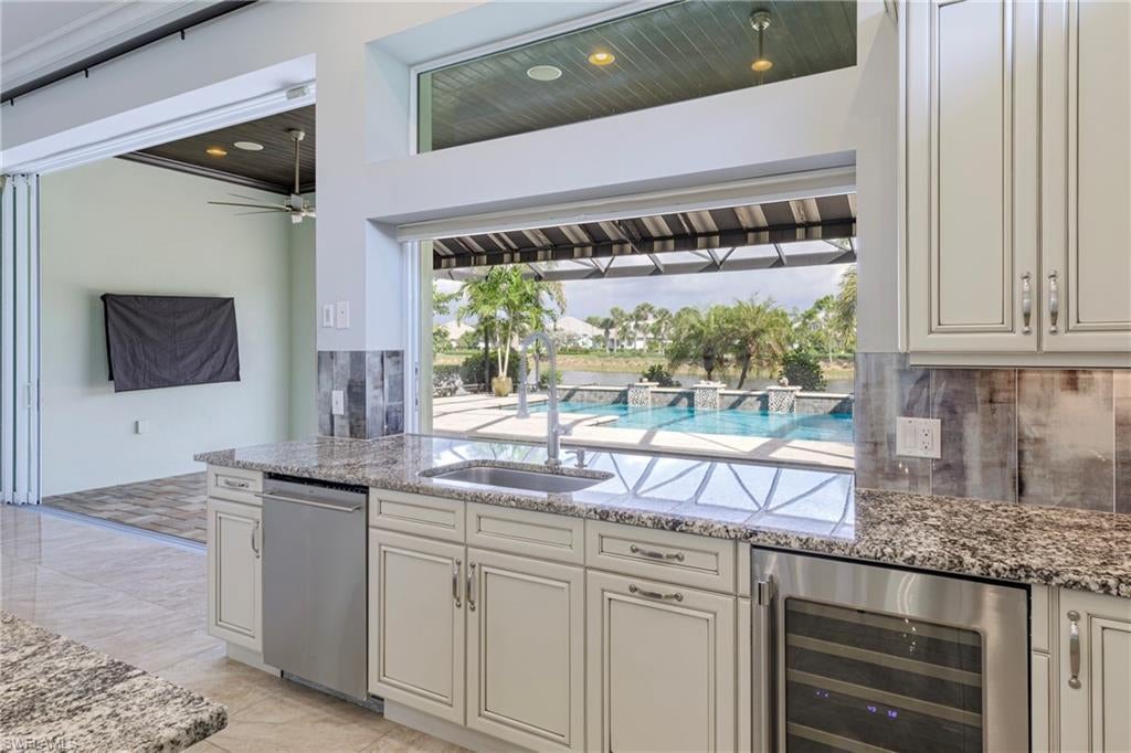 ISLES OF COLLIER PRESERVE - Residential