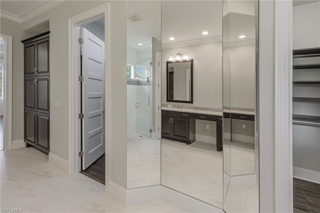 ISLES OF COLLIER PRESERVE - Residential