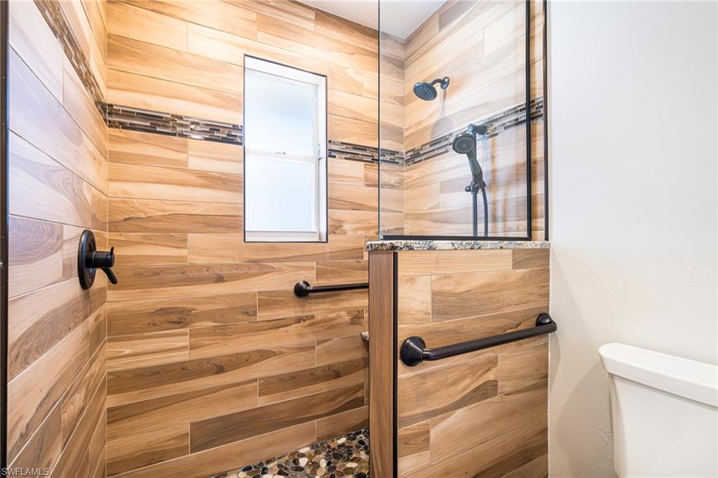 ENCLAVE - Residential