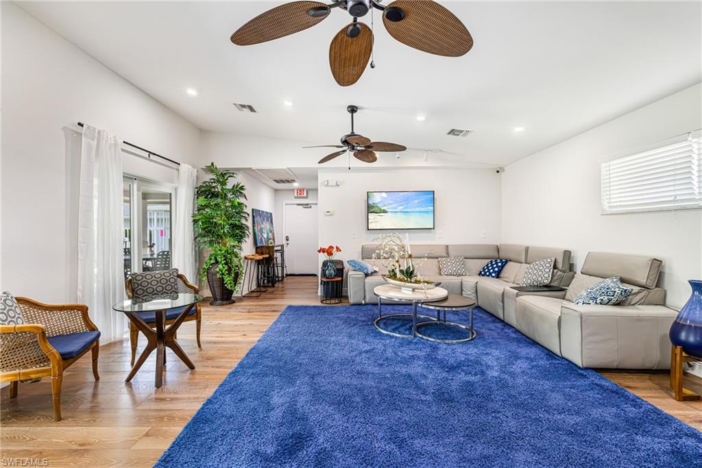 ENCLAVE - Residential