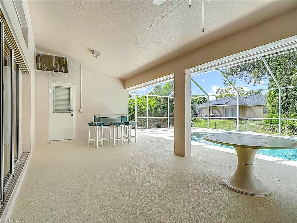 SAN CARLOS PARK - Residential