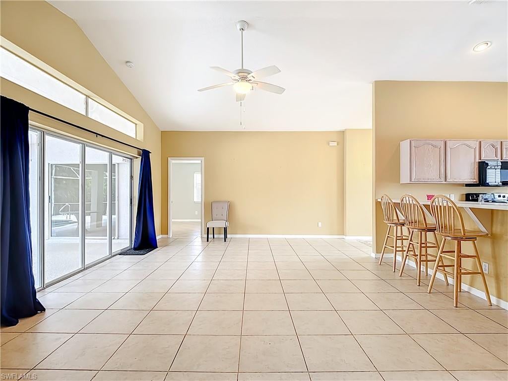 SAN CARLOS PARK - Residential
