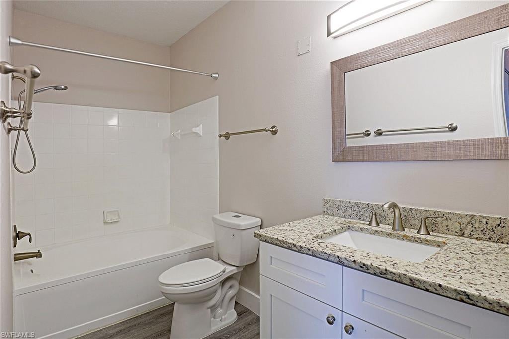 ROYAL GREENS - Residential Lease