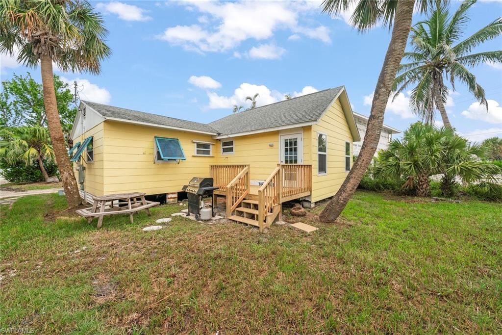 SANIBEL SHORES - Residential