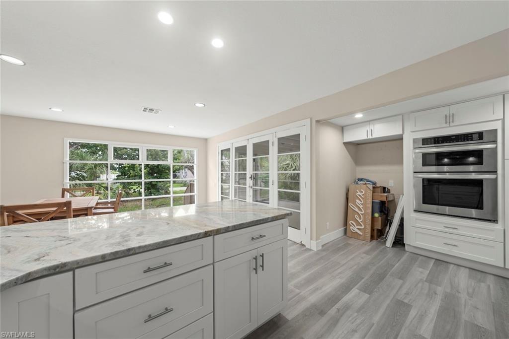 SANIBEL SHORES - Residential