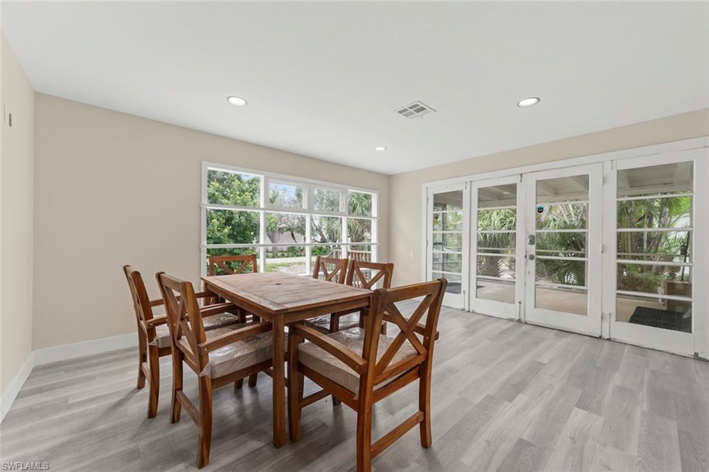 SANIBEL SHORES - Residential