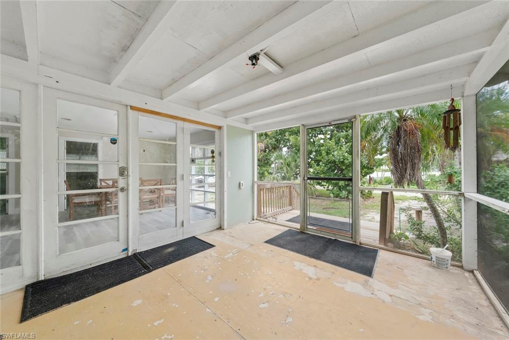 SANIBEL SHORES - Residential