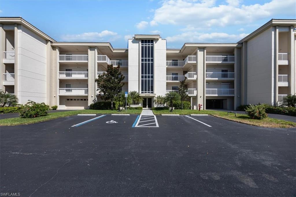 GREENBRIAR - Residential Lease