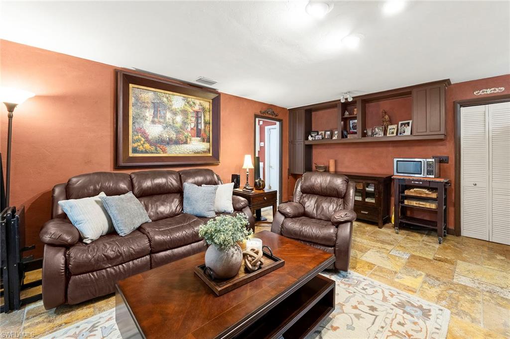 GREENWOOD - Residential