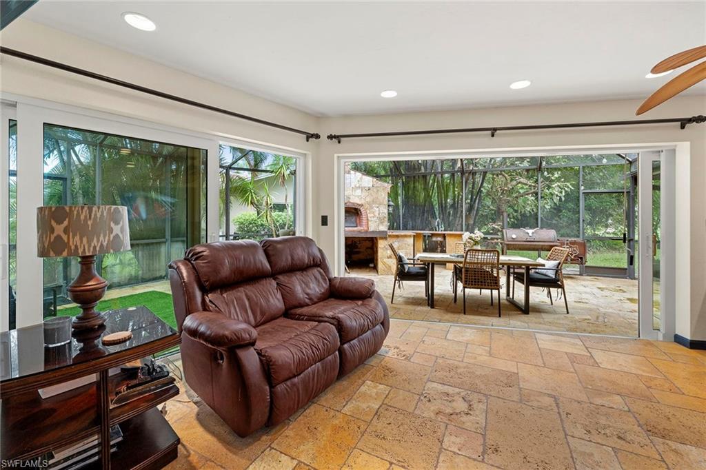 GREENWOOD - Residential