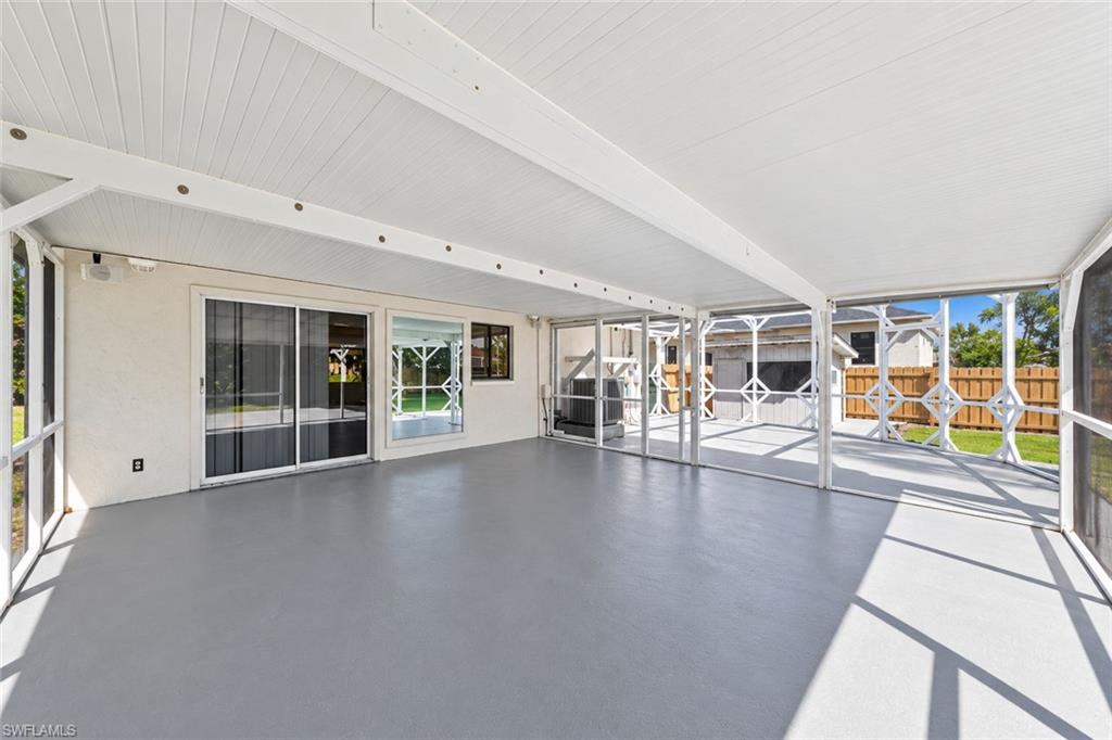SAN CARLOS PARK - Residential