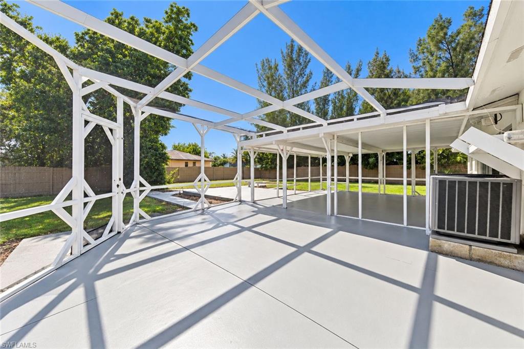 SAN CARLOS PARK - Residential