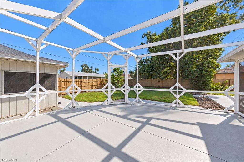 SAN CARLOS PARK - Residential
