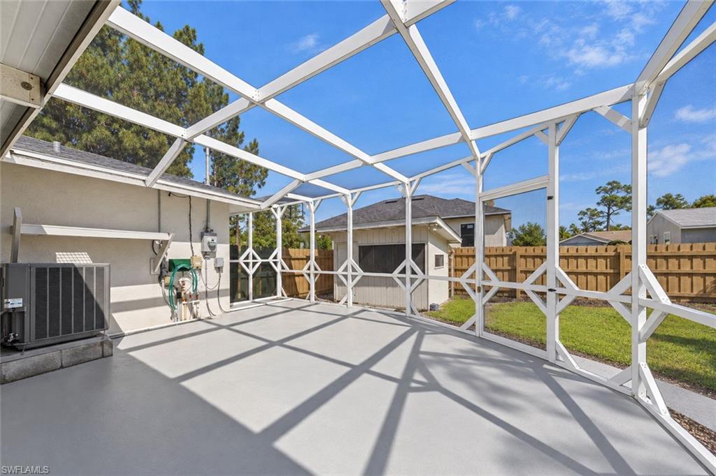 SAN CARLOS PARK - Residential