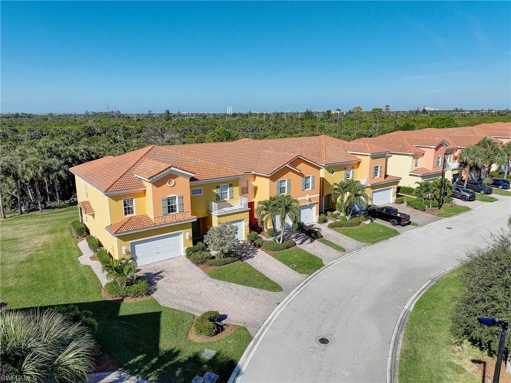 SAIL HARBOUR - Residential