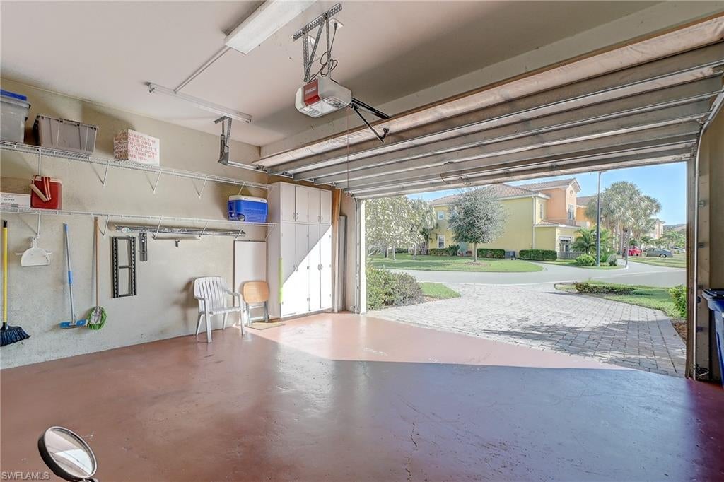 SAIL HARBOUR - Residential