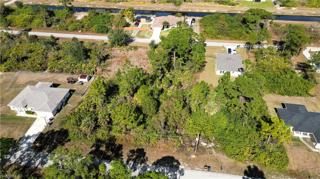 LEHIGH ACRES - Land