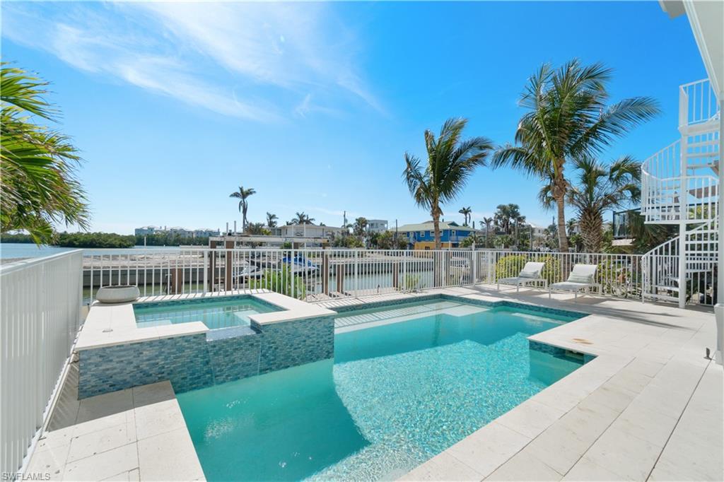 BONITA BEACH - Residential