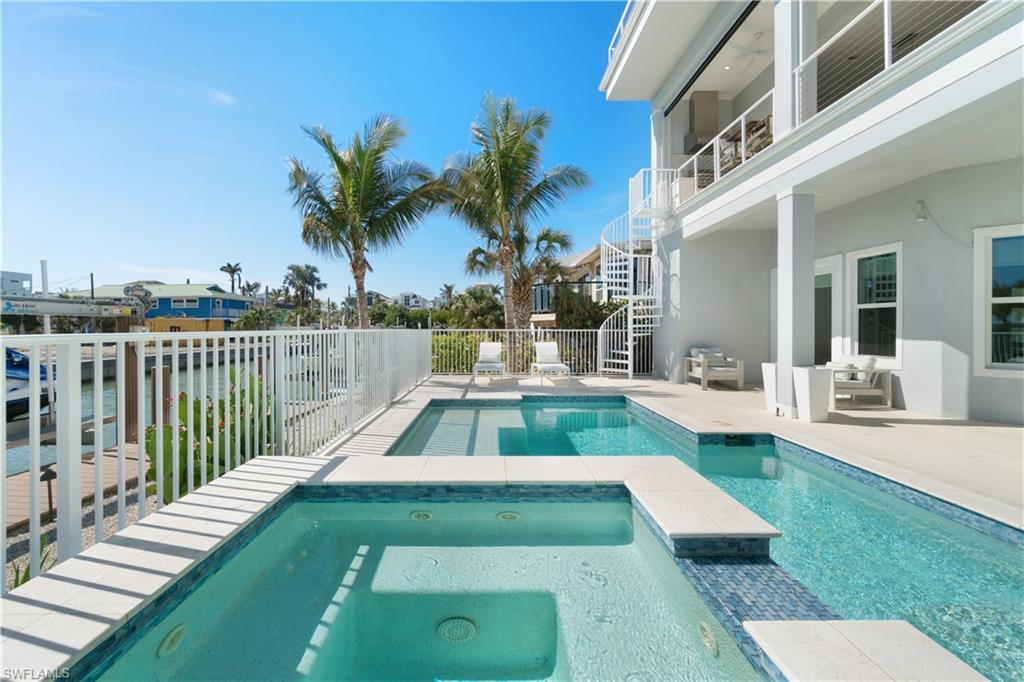 BONITA BEACH - Residential