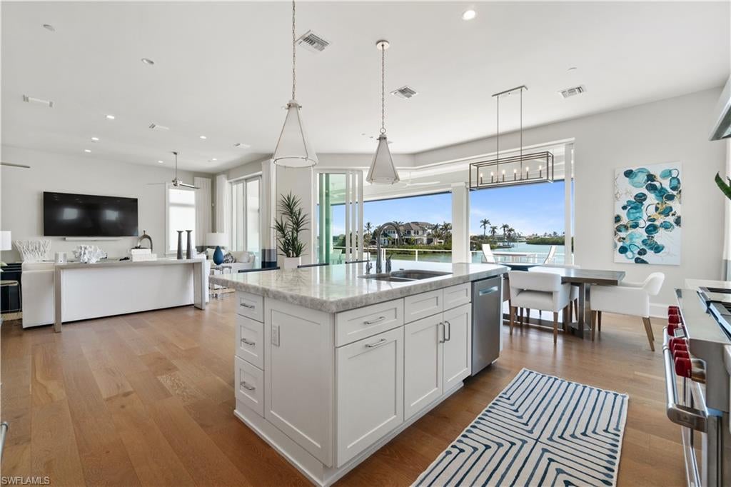 BONITA BEACH - Residential