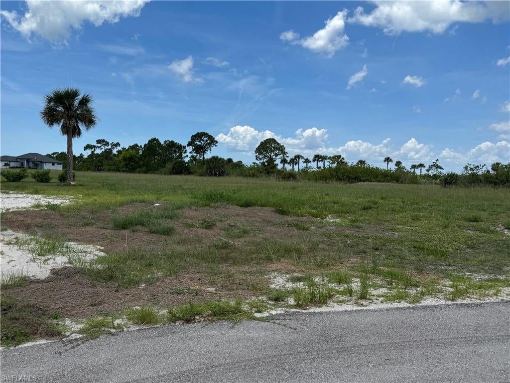 CAPE CORAL - Land