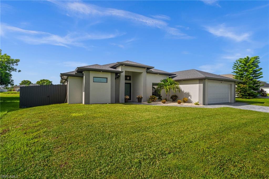 CAPE CORAL - Residential