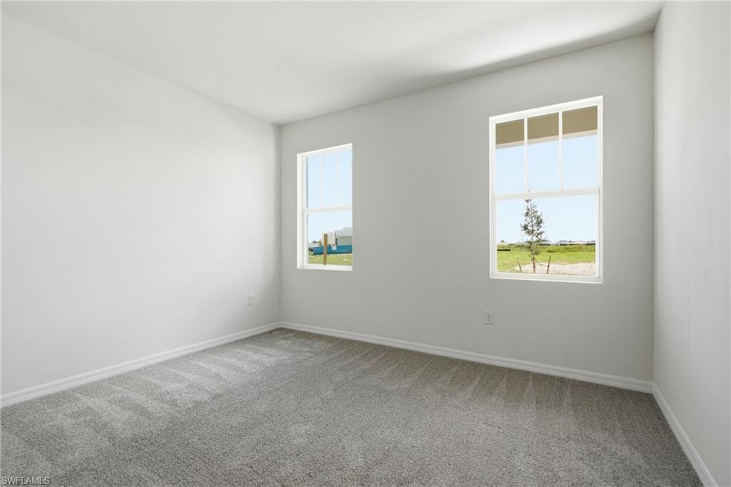 COUNTRY CLUB - Residential