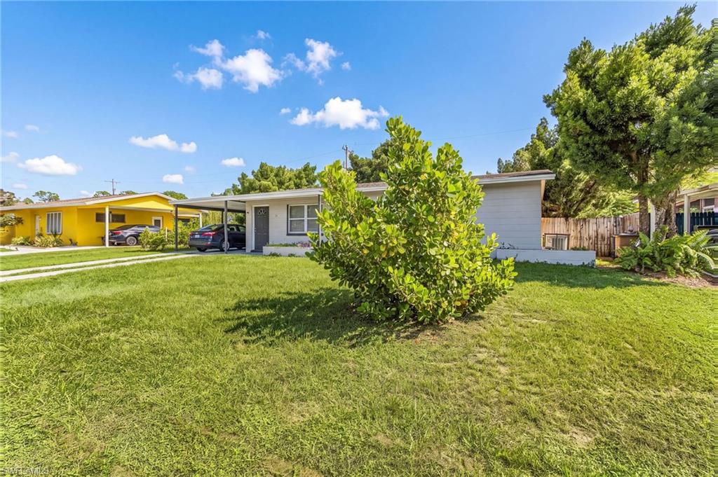 LEHIGH ACRES - Residential