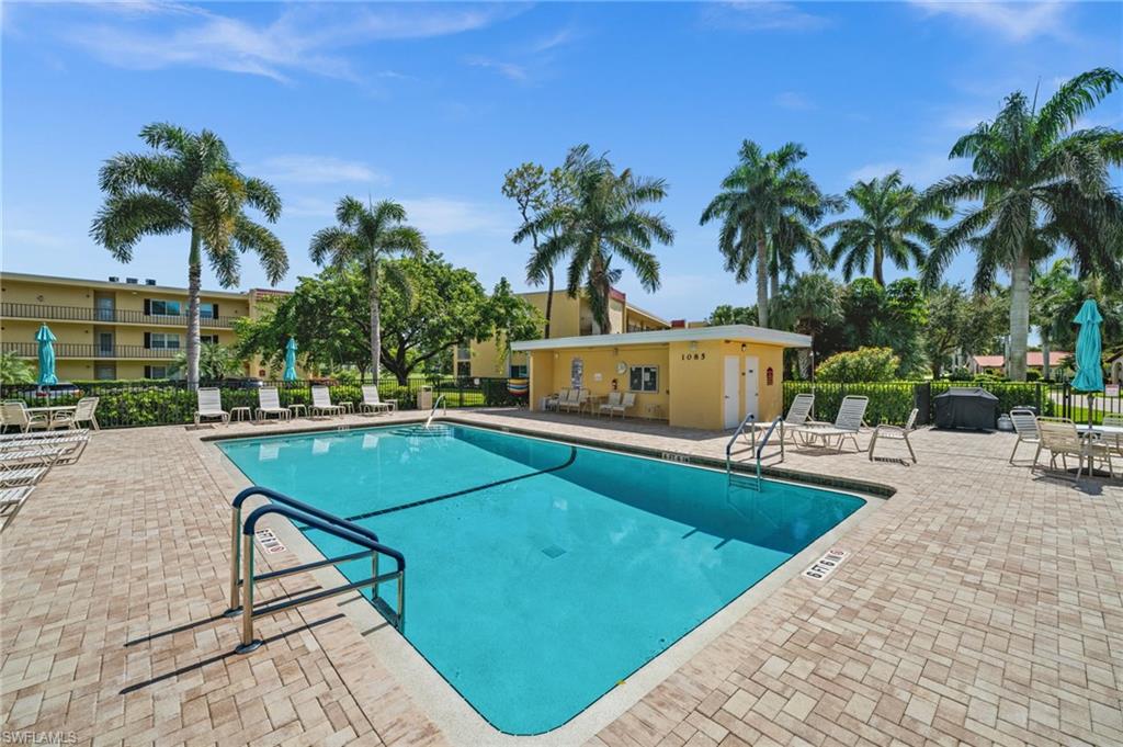 FOREST LAKES - Residential