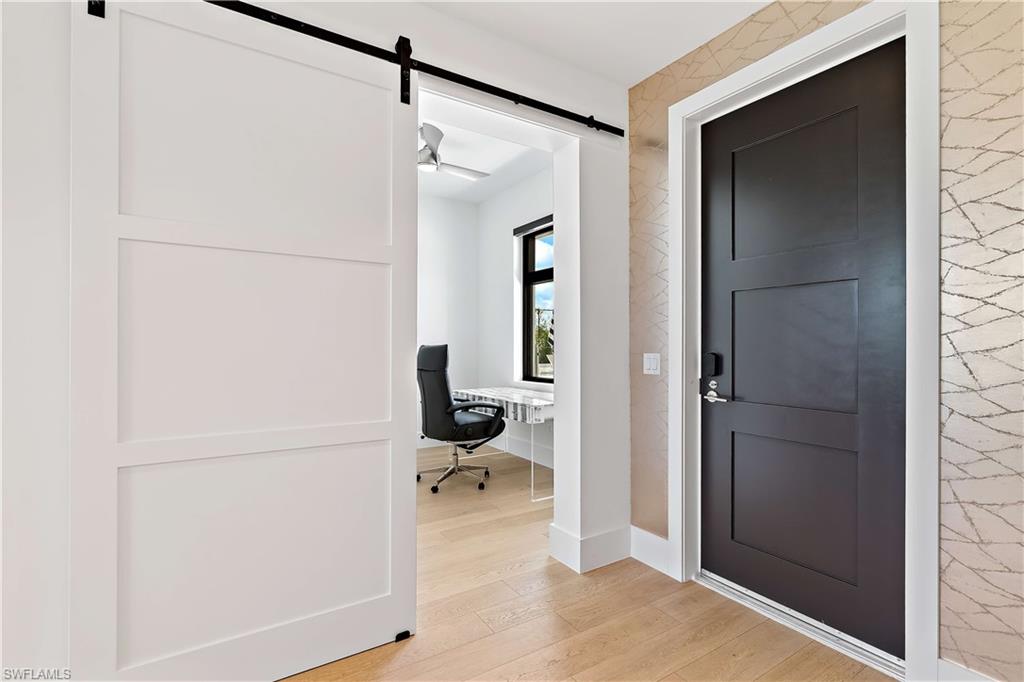 EIGHT FIFTY CENTRAL - Residential Lease