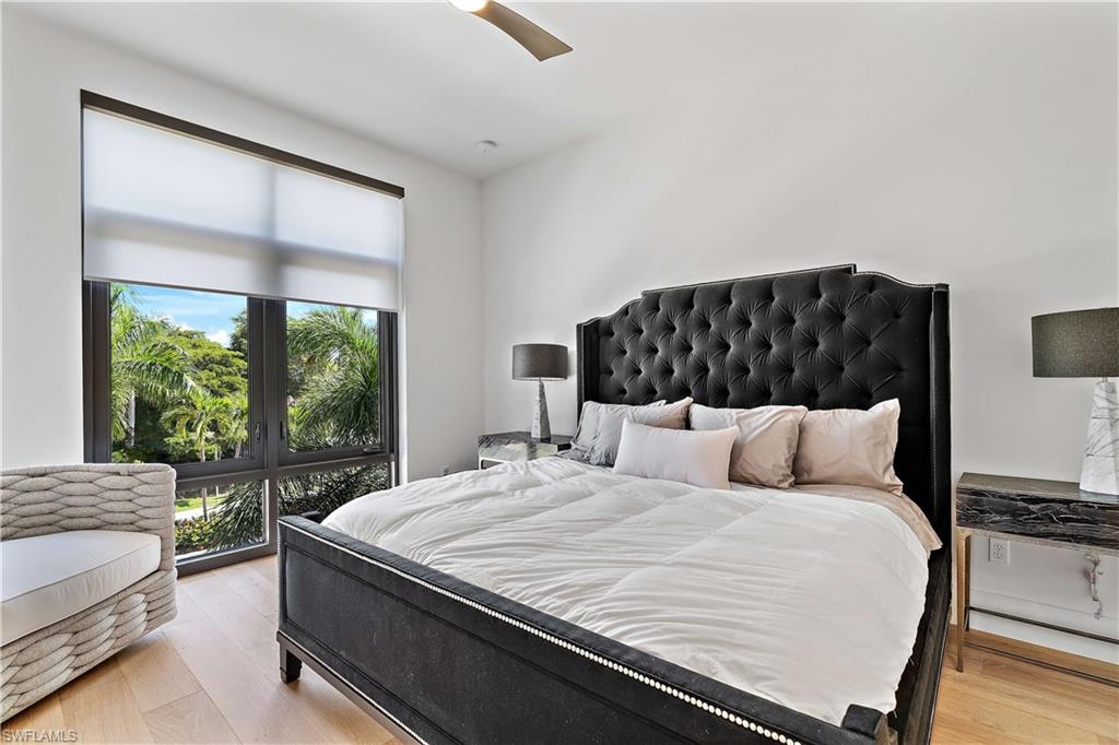 EIGHT FIFTY CENTRAL - Residential Lease