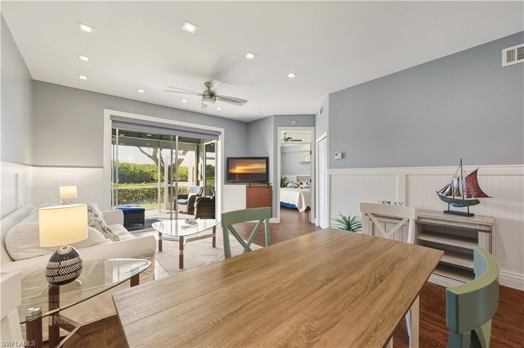 SUNSET CAY VILLAS - Residential