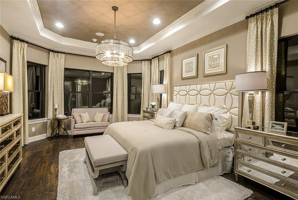 PEBBLE POINTE - Residential