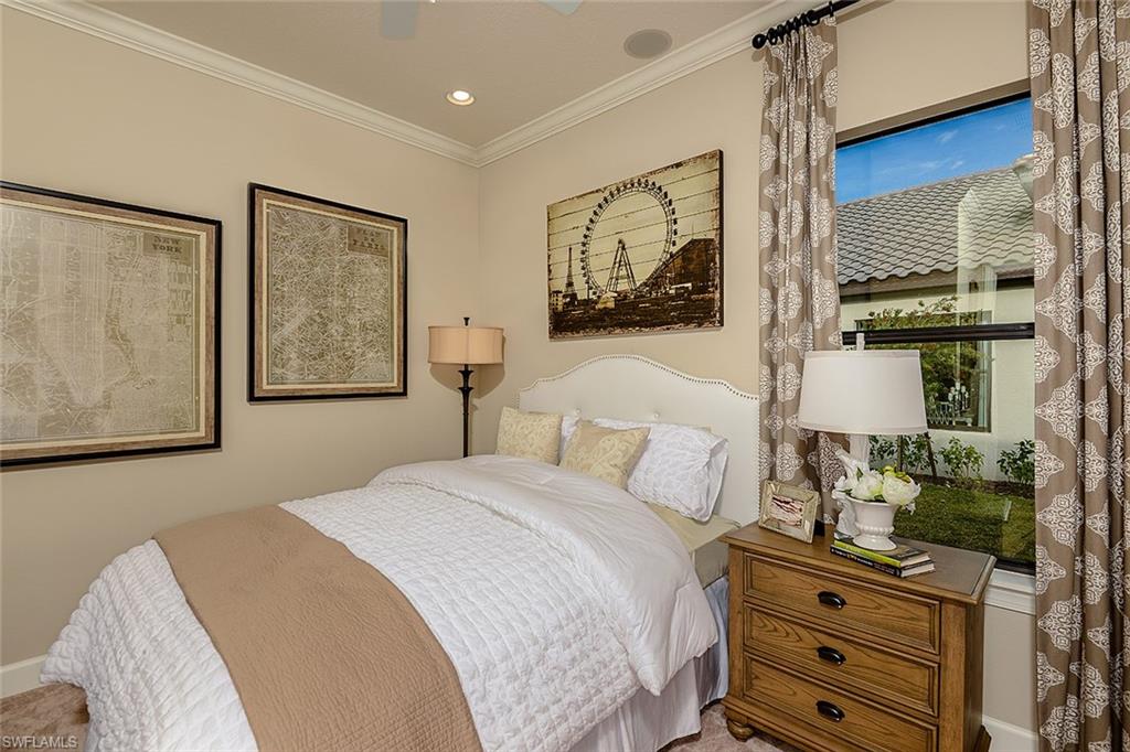 PEBBLE POINTE - Residential