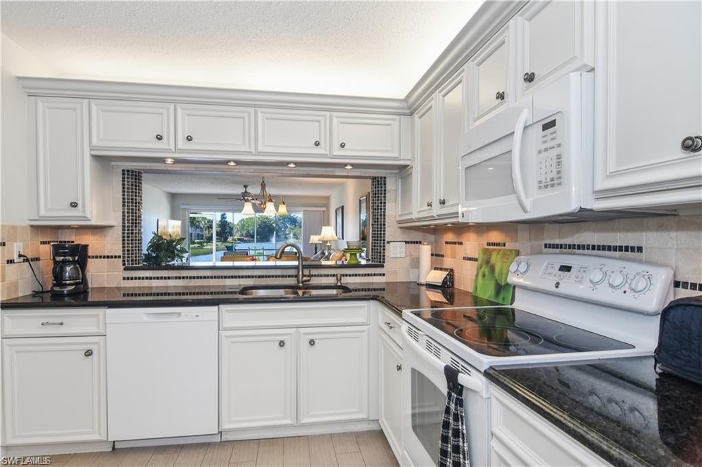 ABBEY ON THE LAKE - Residential Lease